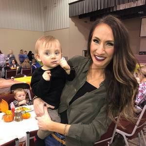 Meet your Posher, Taylor